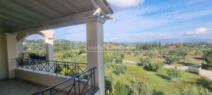 Image No.18-3 Bed House for sale