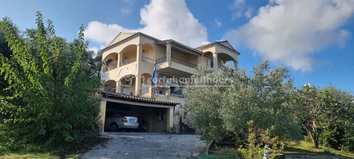 Image No.3-3 Bed House for sale