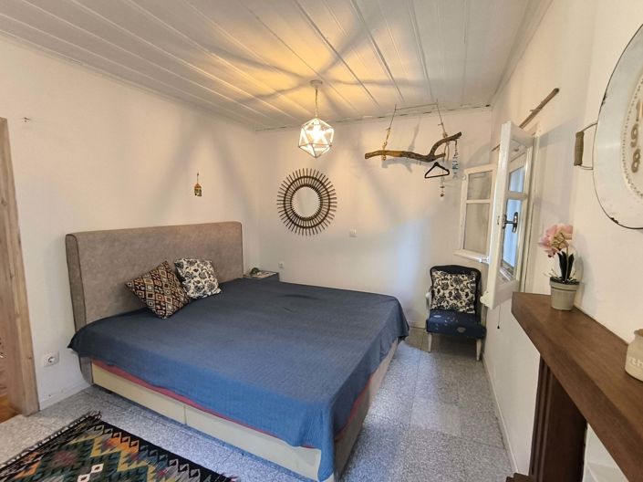 Image No.10-1 Bed House for sale