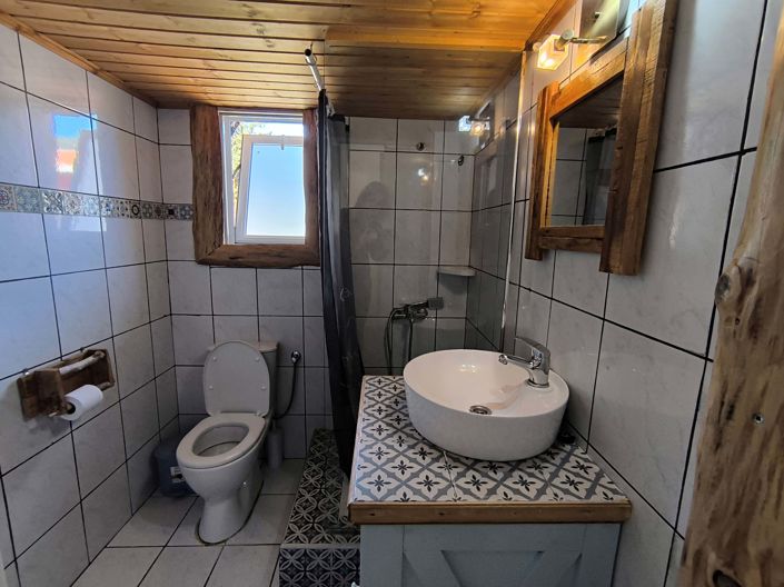 Image No.11-1 Bed House for sale