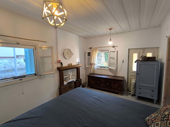 Image No.9-1 Bed House for sale