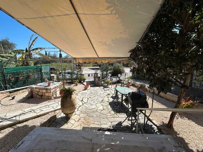 Image No.2-4 Bed House for sale