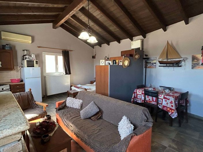 Image No.6-4 Bed House for sale