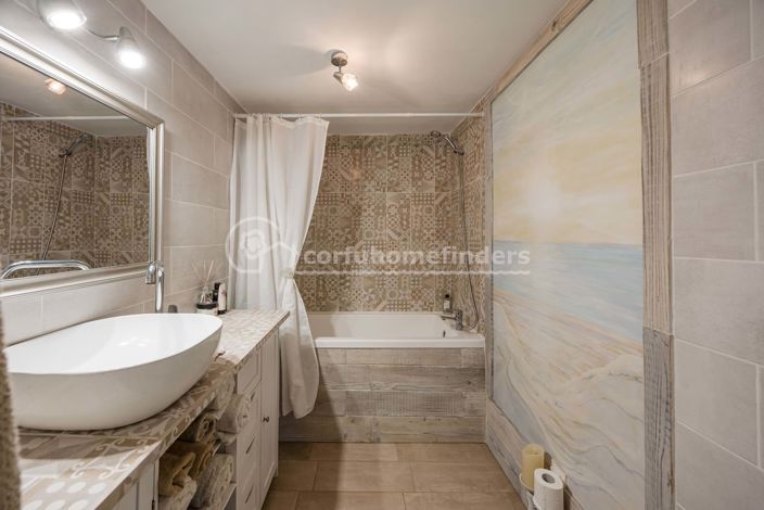 Image No.13-3 Bed House for sale