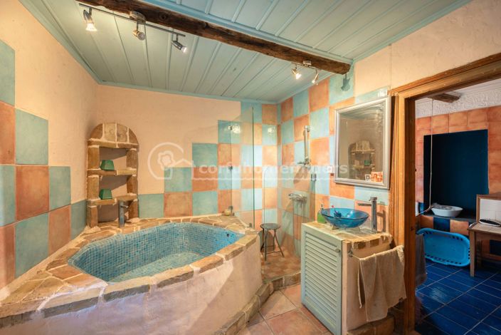 Image No.19-3 Bed House for sale