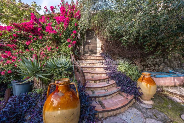 Image No.24-3 Bed House for sale