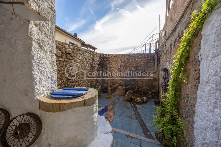 Image No.26-3 Bed House for sale