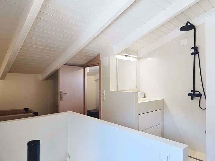 Image No.14-4 Bed House for sale