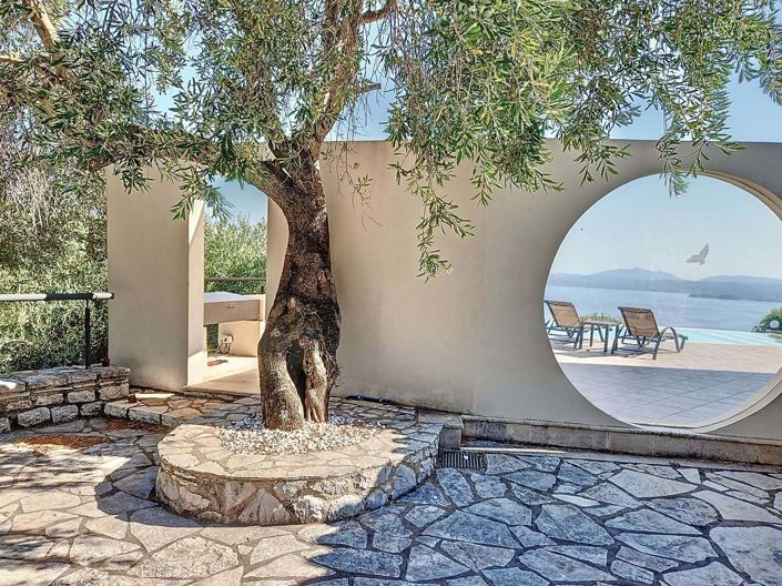 Image No.25-4 Bed House for sale