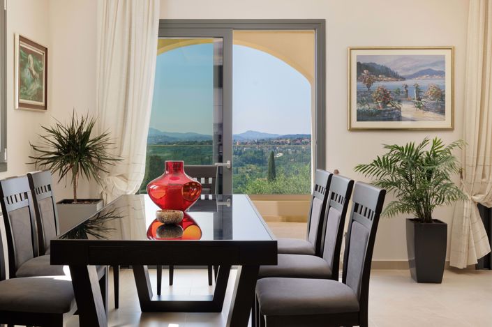 Image No.10-4 Bed House for sale