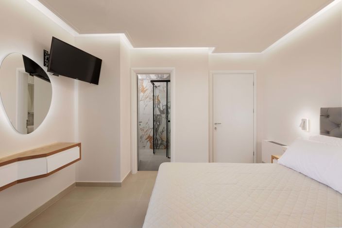 Image No.20-4 Bed House for sale