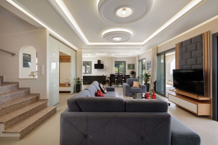 Image No.7-4 Bed House for sale