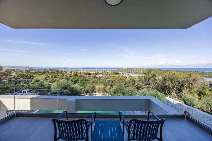 Image No.20-4 Bed House for sale