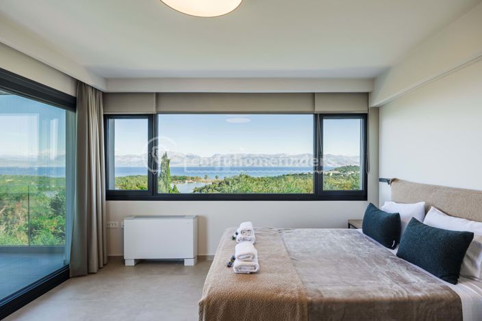 Image No.22-4 Bed House for sale