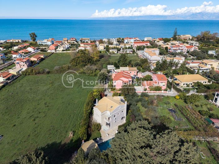 Image No.17-4 Bed House for sale