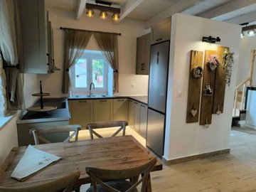 62a80de9-e701-459b-8cbc-0e6bca8ac70c