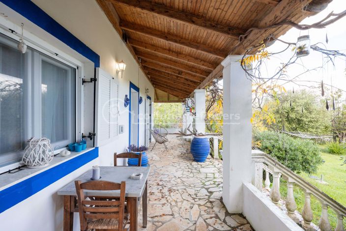 Image No.18-3 Bed House for sale