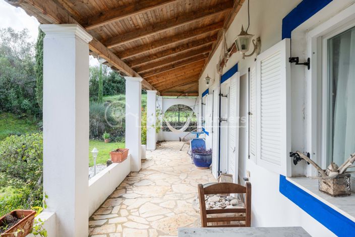 Image No.19-3 Bed House for sale