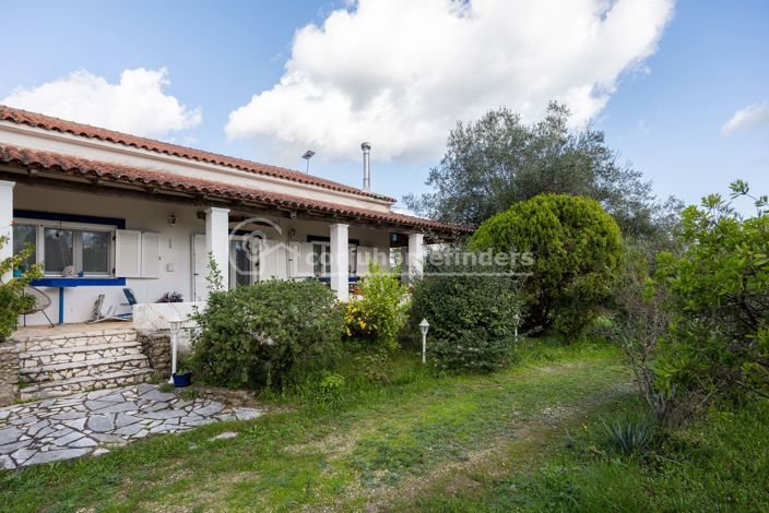 Image No.2-3 Bed House for sale