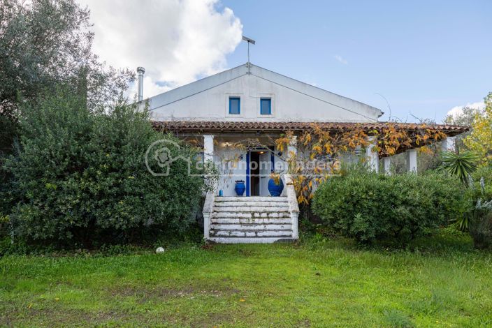 Image No.3-3 Bed House for sale