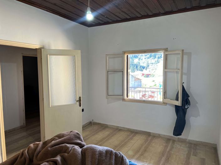 Image No.4-2 Bed House for sale