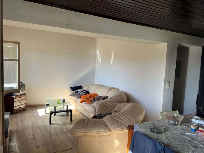 Image No.9-2 Bed House for sale