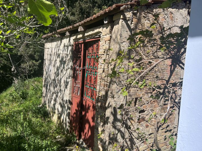 Image No.6-2 Bed House for sale