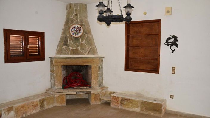 Image No.12-5 Bed House for sale