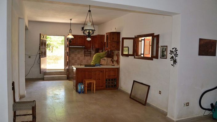 Image No.14-5 Bed House for sale