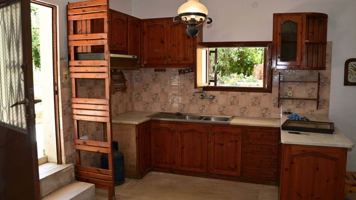 Image No.15-5 Bed House for sale