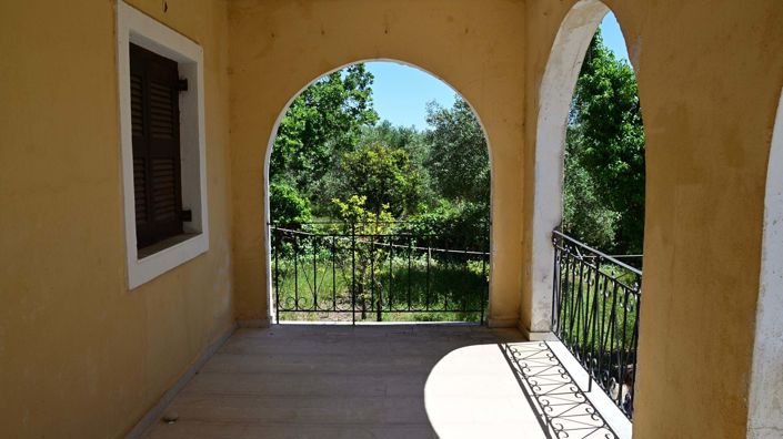 Image No.16-5 Bed House for sale