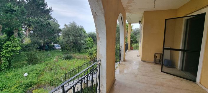 Image No.6-5 Bed House for sale