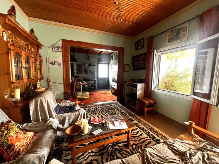 Image No.6-2 Bed House for sale