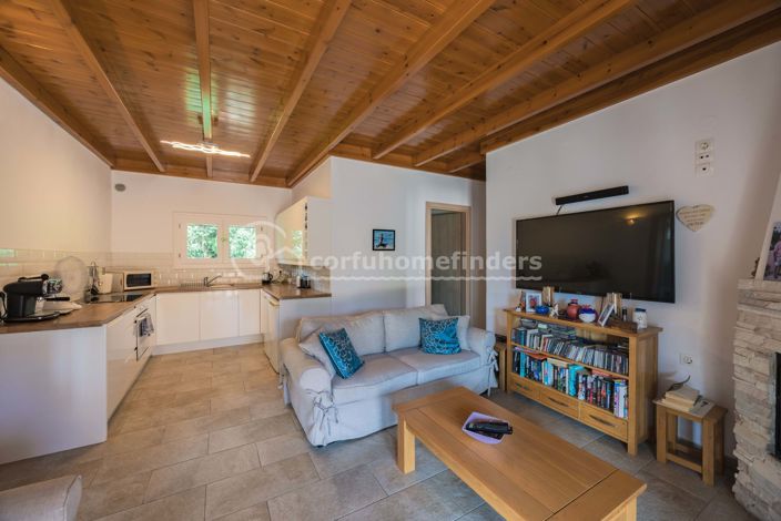 Image No.8-3 Bed House for sale