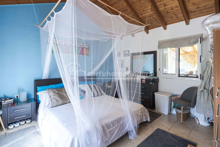 Image No.11-2 Bed House for sale