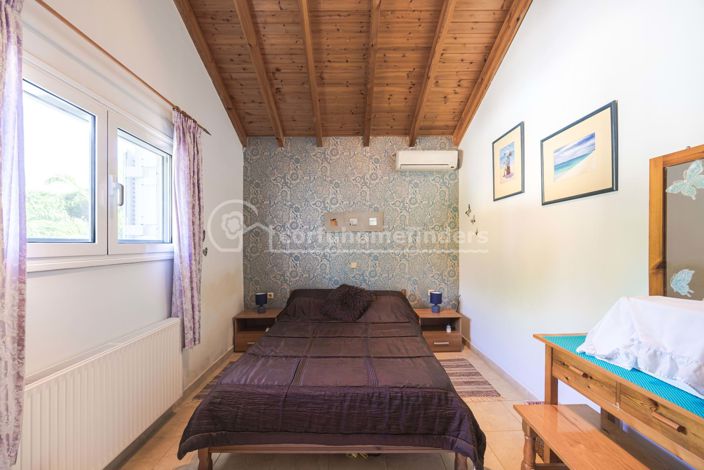 Image No.16-2 Bed House for sale