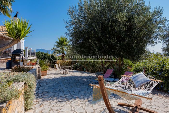 Image No.21-2 Bed House for sale