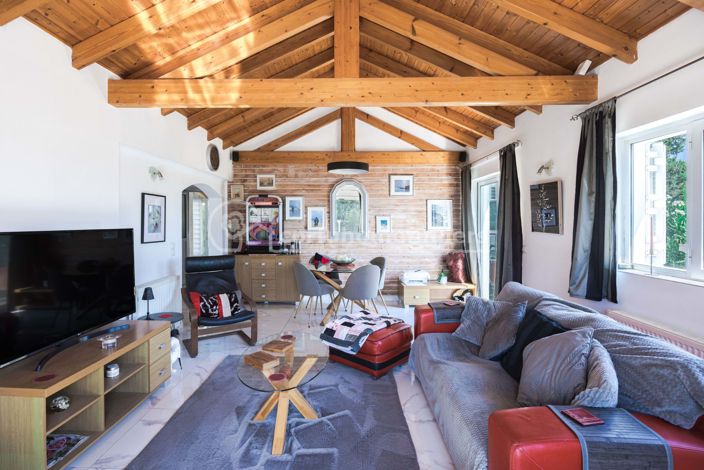 Image No.7-2 Bed House for sale