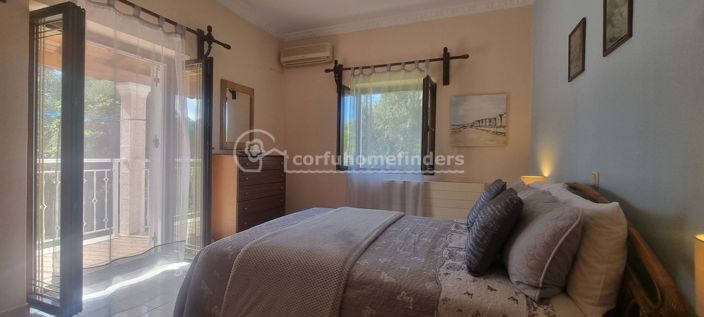 Image No.14-3 Bed House for sale