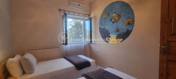 Image No.17-3 Bed House for sale