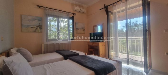 Image No.20-3 Bed House for sale