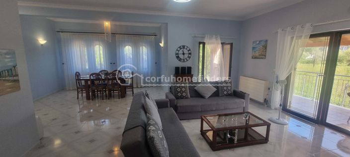 Image No.7-3 Bed House for sale