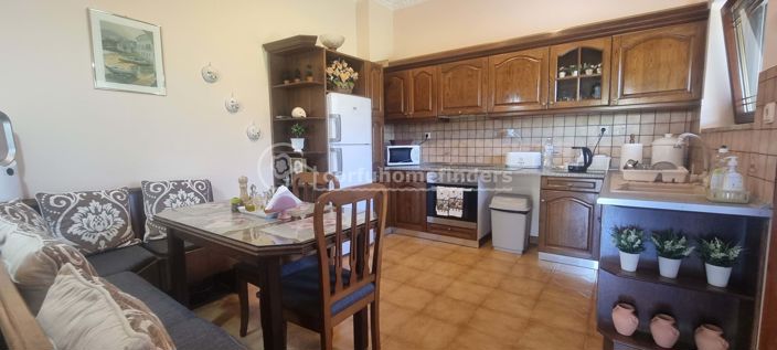 Image No.9-3 Bed House for sale