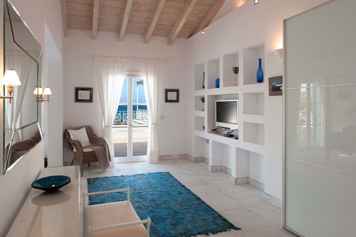 Image No.14-7 Bed House for sale