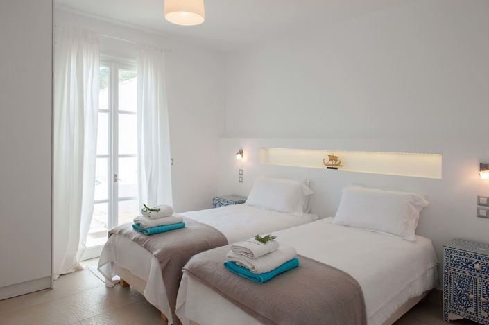 Image No.23-7 Bed House for sale