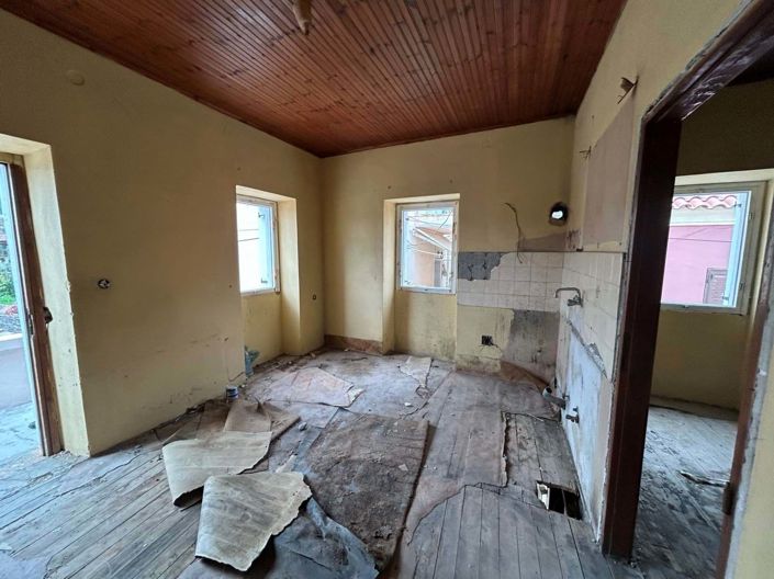 Image No.4-House for sale