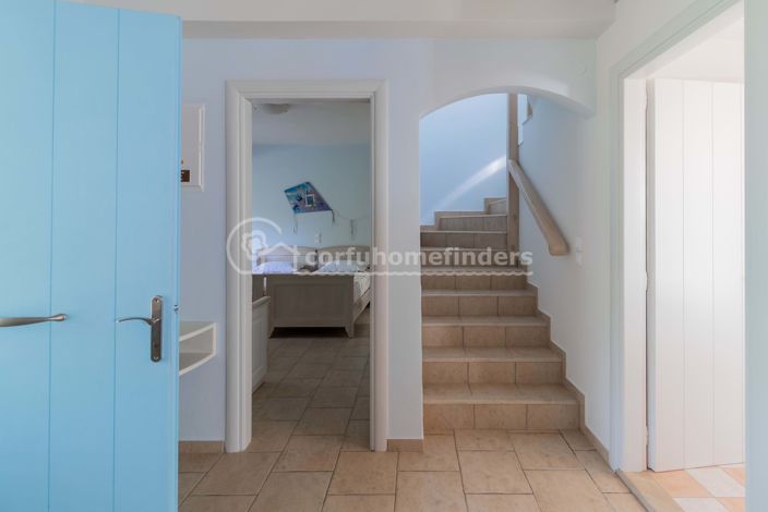 Image No.6-2 Bed House for sale