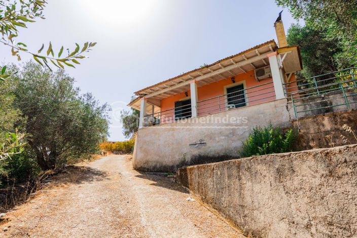 Image No.3-3 Bed Property for sale