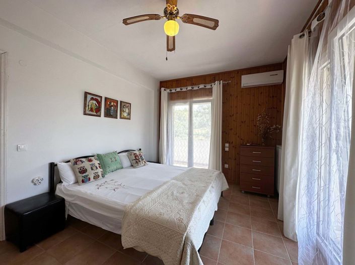 Image No.7-4 Bed House for sale