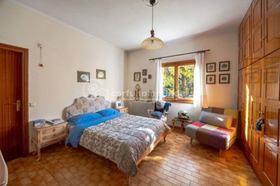 bb16ecbb-ea80-45cb-ba91-ee56a22b3d33